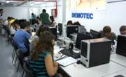 Alumnes de quart d'ESO -DEMOTEC-. IV Campus Cientificotcnic d'Estiu