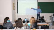Tast de vi, a crrec de Jos Mariano Escalona, professor del Departament de Biologia de la UIB