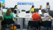 Grau d'Enginyeria Electrnica Industrial i Automtica  Programaci amb Arduino d'un sistema de semfors. Laboratori Demotec. Edifici Anselm Turmeda