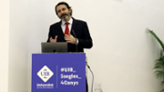 Presentaci de la primera tesi doctoral que s'ha llegit a la Facultat de Medicina de la UIB  a crrec de l'autor, Francesc Xavier Molina Romerao - Foto: A.COSTA/UIB