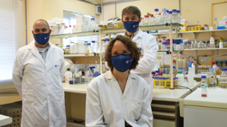 D'esquerra a dreta, Rafel Bosch, Maria del Mar Aguil i Joseph A. Christie. Foto: UIB