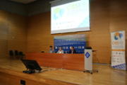 El vicerector Vctor Homar, el vicepresident Juan Pedro Yllanes i el president de l'AEDES Andreu Moi clausuren el congrs. Foto: UIB