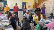 La professora Pilar Roca al collegi Verge del Carmen de Palma: Dones cientfiques a l'escola