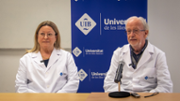 Roda informativa: la doctora Antnia Costa i el doctor Flix Grases - Foto: A.COSTA/UIB