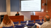 Roda informativa del doctor Abel Lucena, autor principal del treball i professor del Departament d'Economia de l'Empresa de la UIB - Foto: A.COSTA/UIB