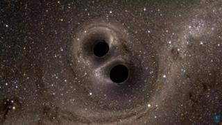 Simulaci de la fusi de forats negres que va generar l'ona gravitacional GW150914. LIGO/SXS